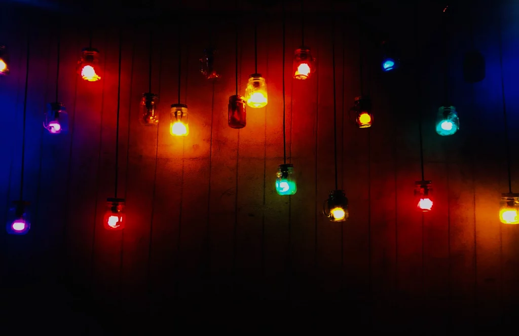 What’s the difference between Leading and Trailing Edge Dimmers?
